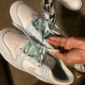 Nike dunk size 7 youth gently used